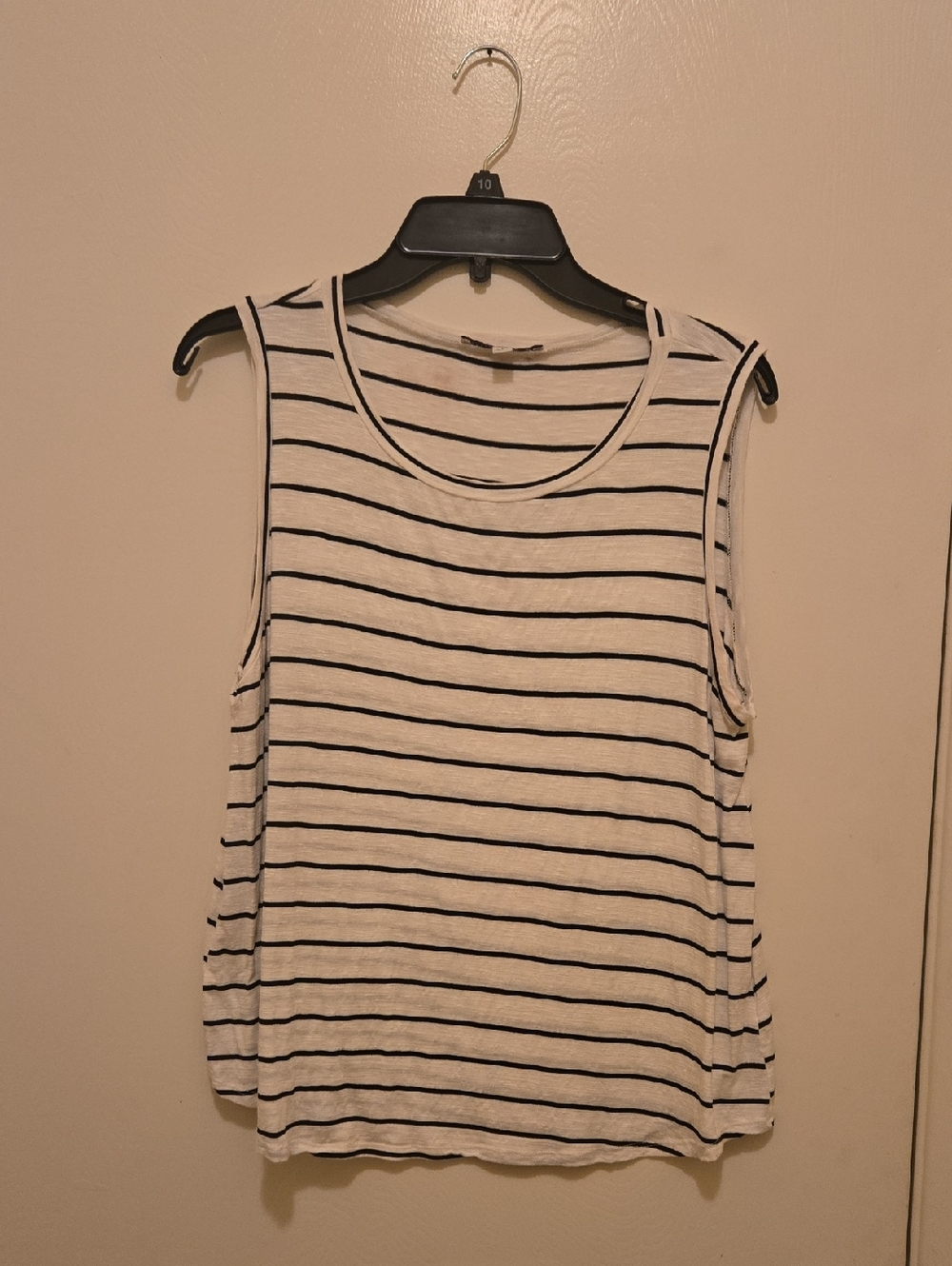 Women’s Sleeveless Striped Tank Top - White & Black